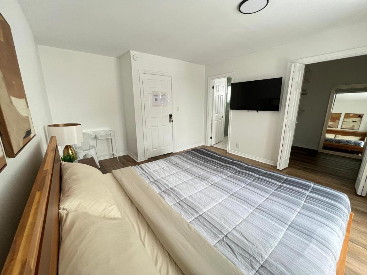 Letitia Heights !E Spacious And Quiet Private Bedroom With Private Bathroom Barrie Exterior foto