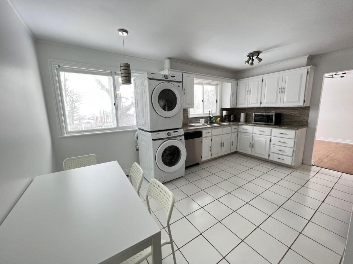 Letitia Heights !E Spacious And Quiet Private Bedroom With Private Bathroom Barrie Exterior foto